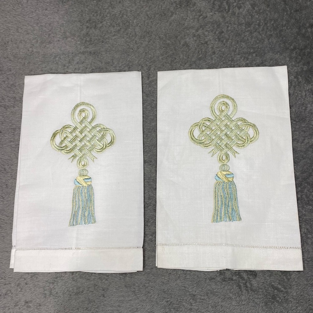 Vintage Anali Jassel Cuptallo Embroidered Linen Hand Towel Tassel Lot of 2
